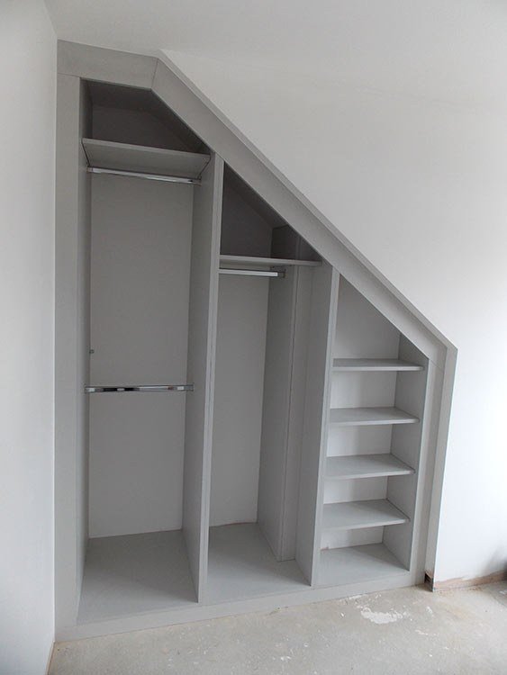 Szafa wnękowa na wymiar — apartament w Wolinie